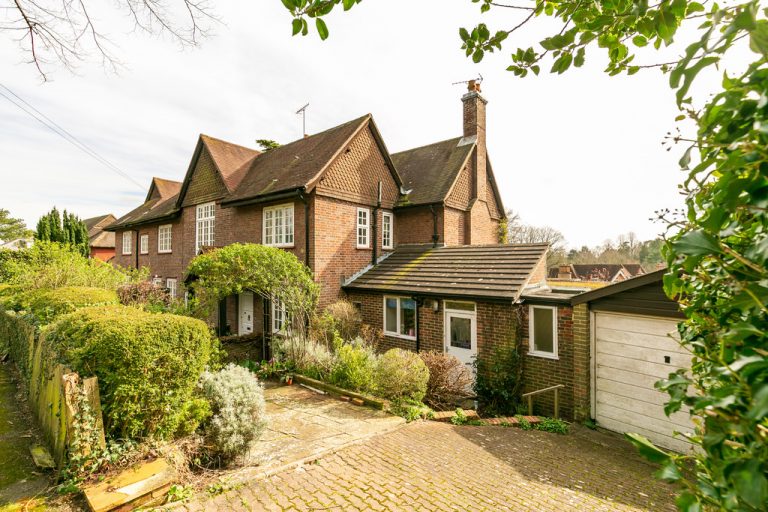 Chantries & Pewleys Chantries Estate Agents Letting Agents