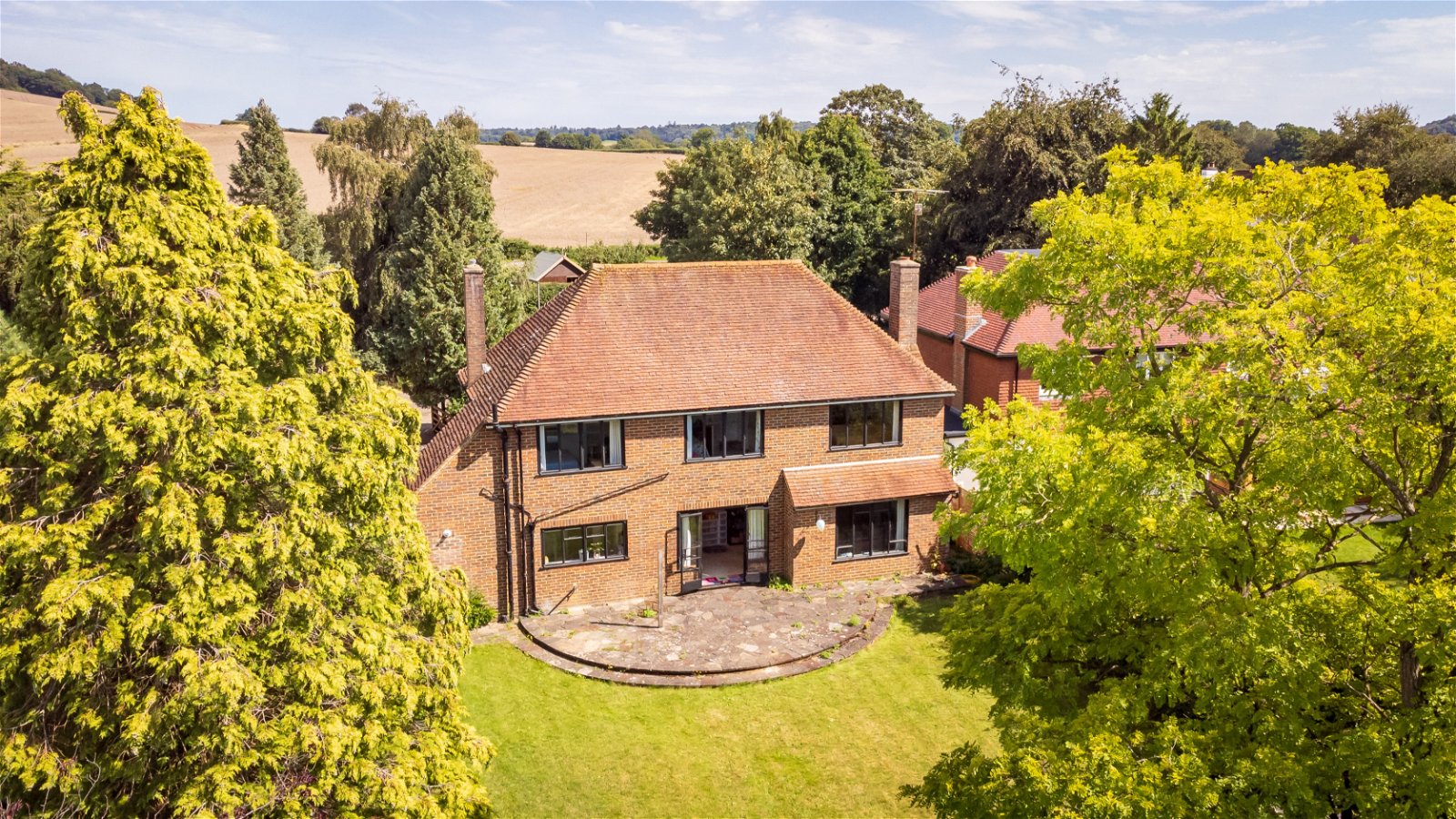 40 Clifford Manor Road, Guildford