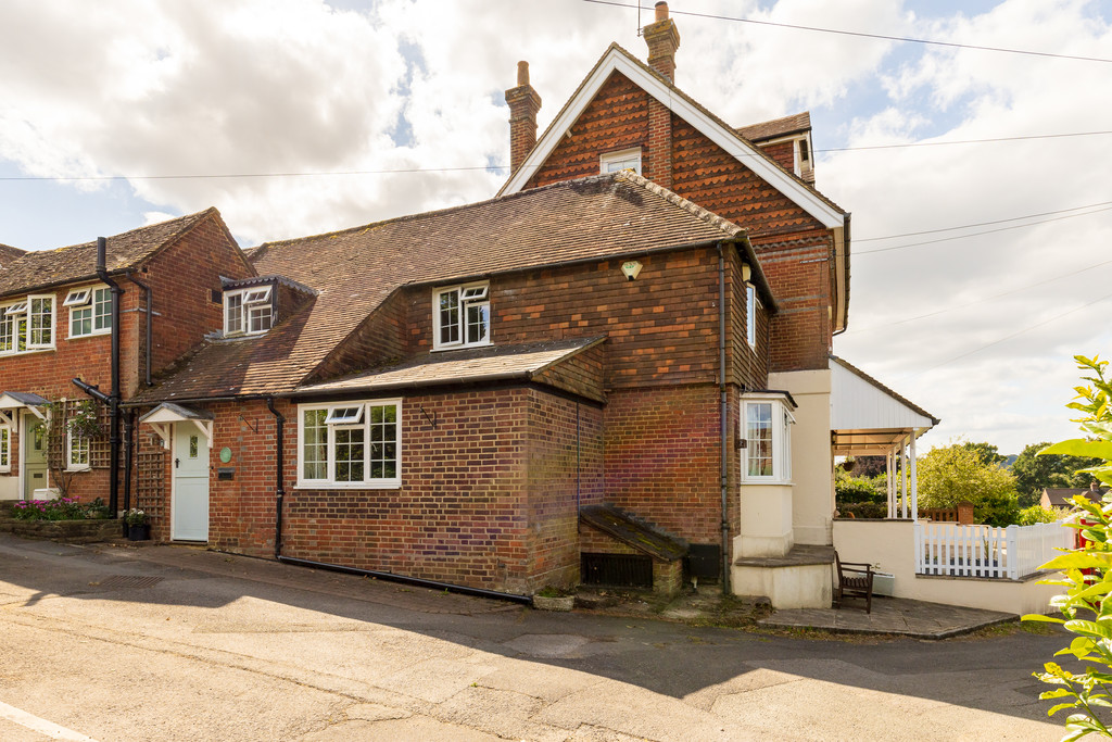Lords Hill Common, Shamley Green Chantries & Pewleys