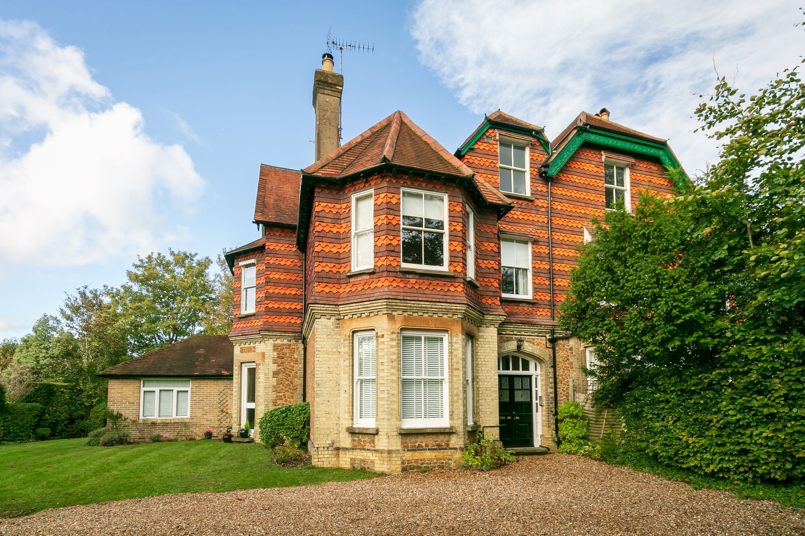 Epsom Road, Guildford, GU1