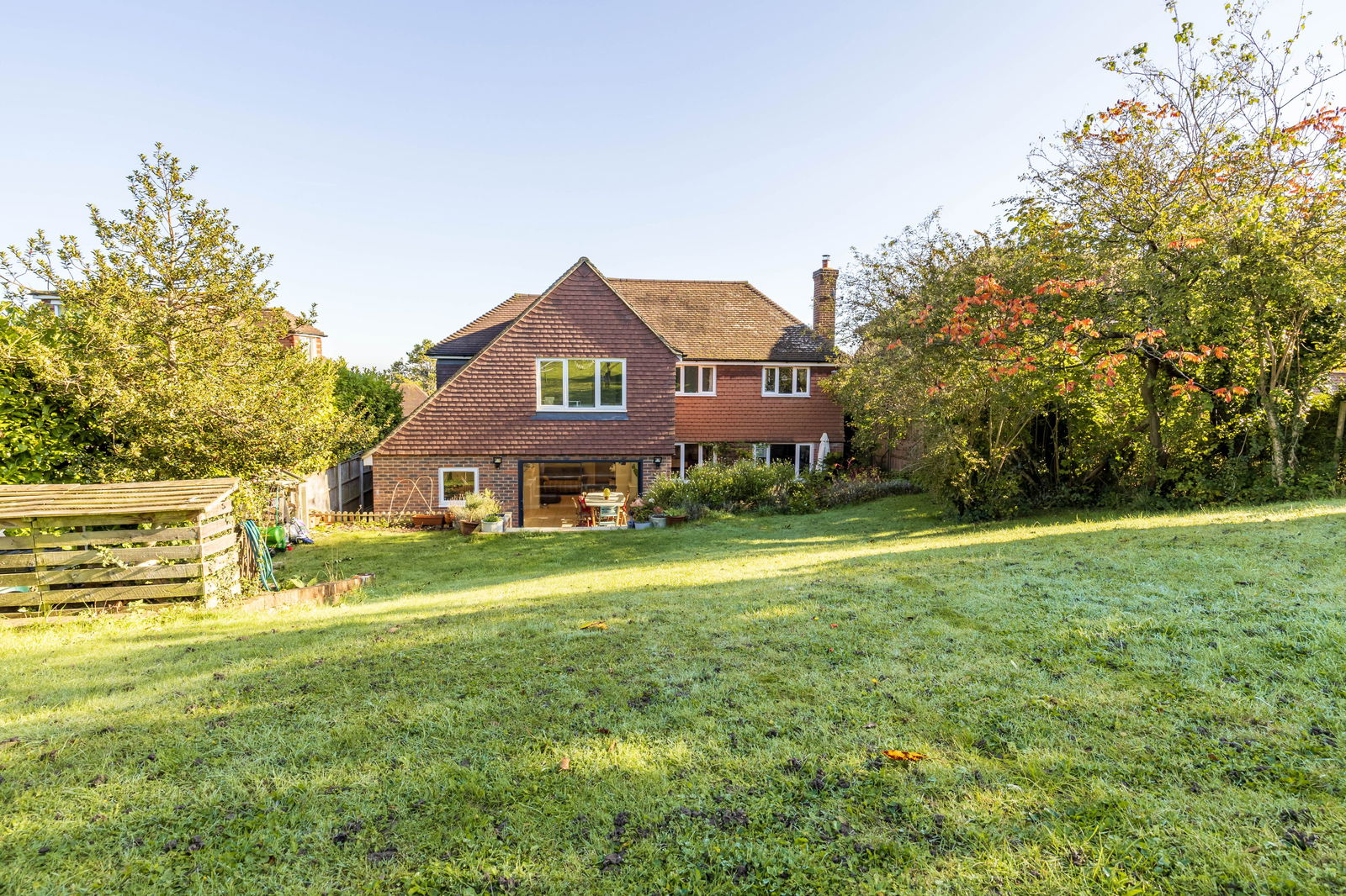 Pewley Way, Guildford, GU1