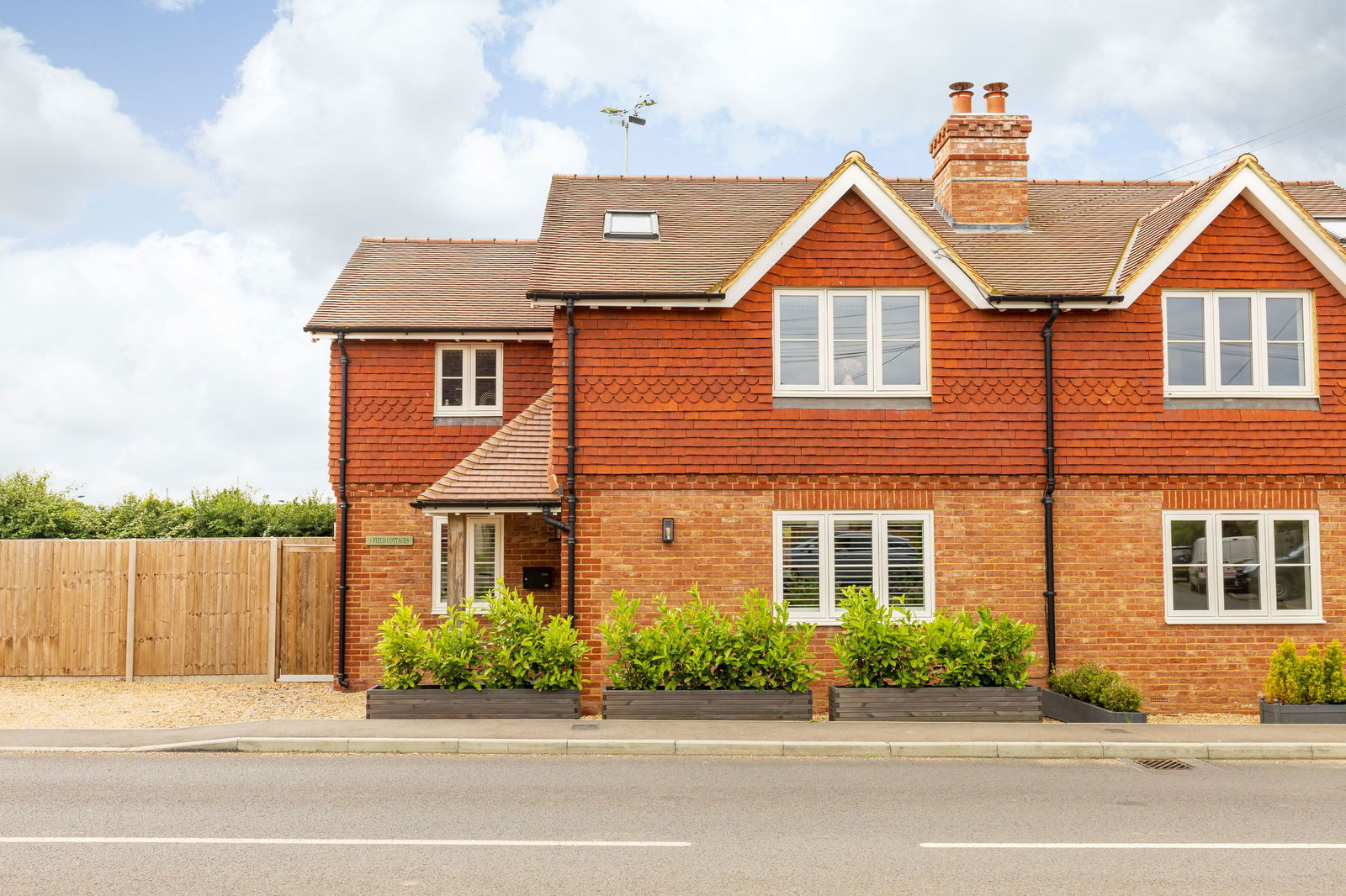 Dunsfold Road, Alfold, Cranleigh, GU6