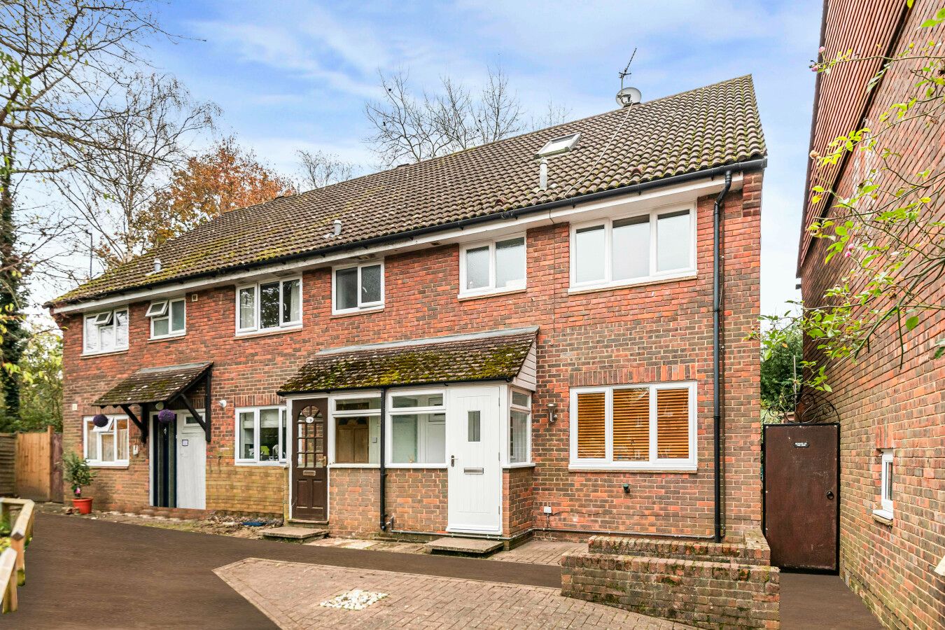 Windrush Close, GU5 0BB