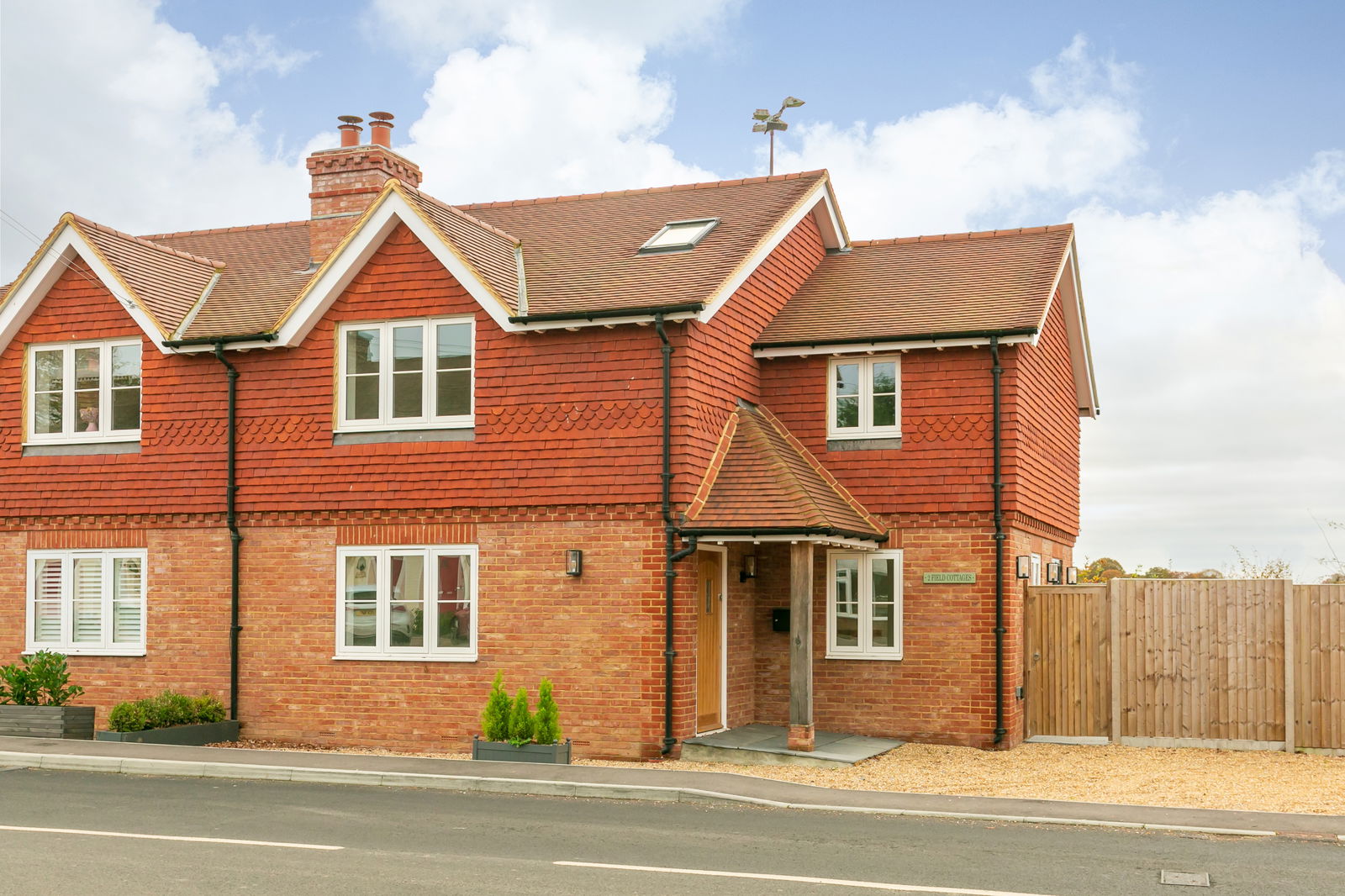 Dunsfold Road, Alfold, Cranleigh, GU6