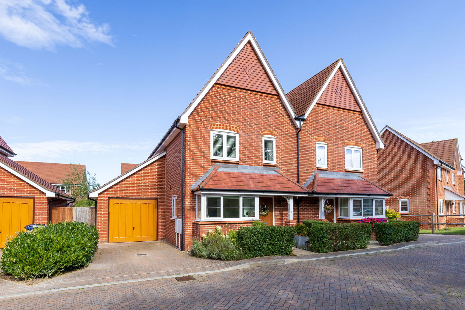 Meadow Lane, Cranleigh, GU6