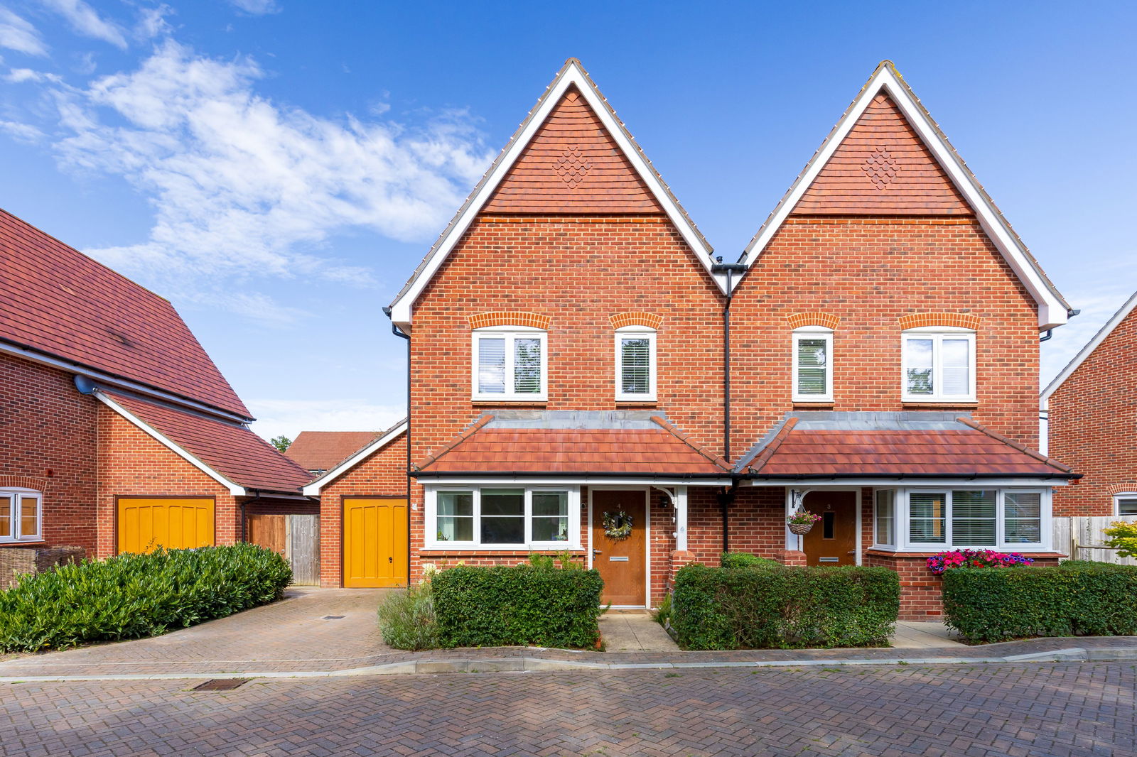 Meadow Lane, Cranleigh, GU6