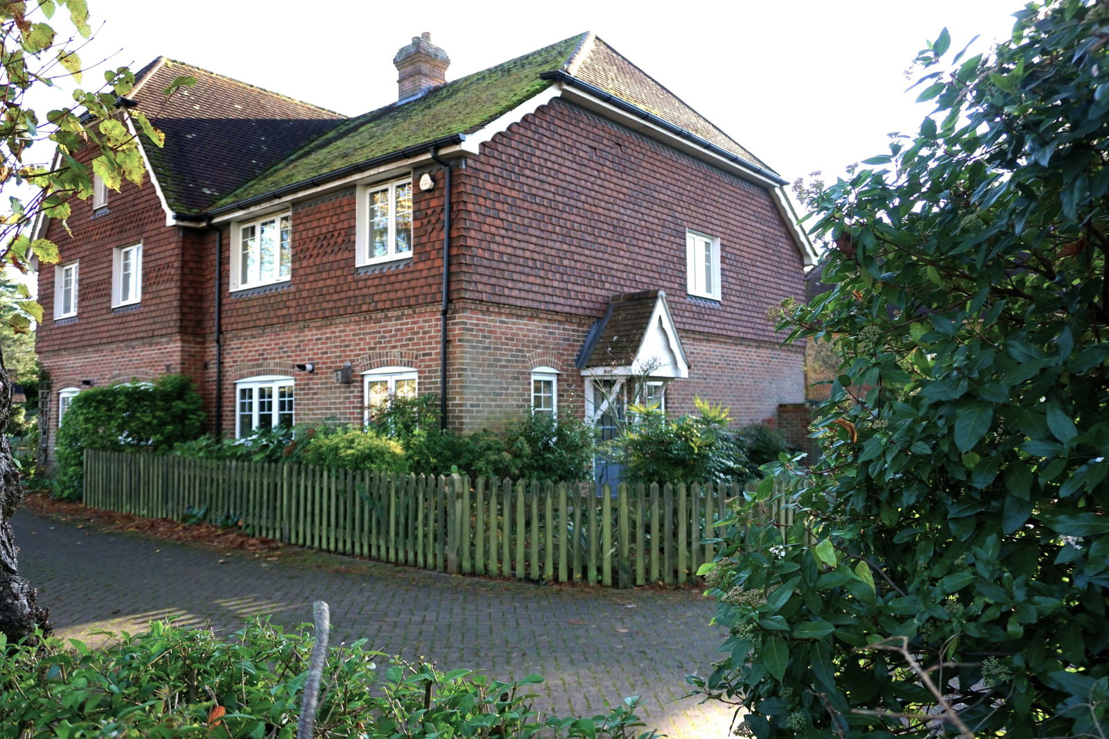 Holbrook Close, Shalford, Guildford, GU4