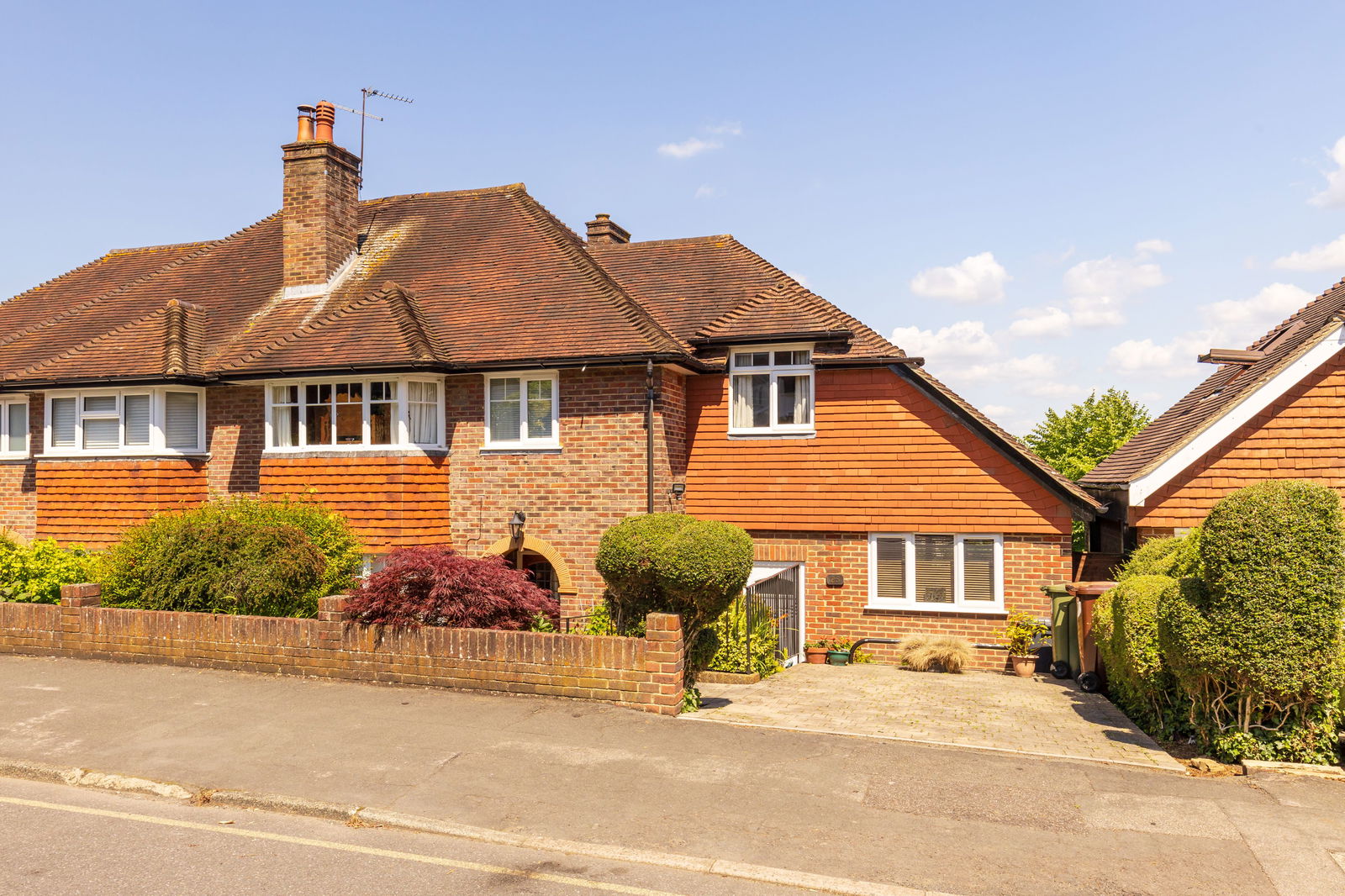 Pewley Way, Guildford, GU1