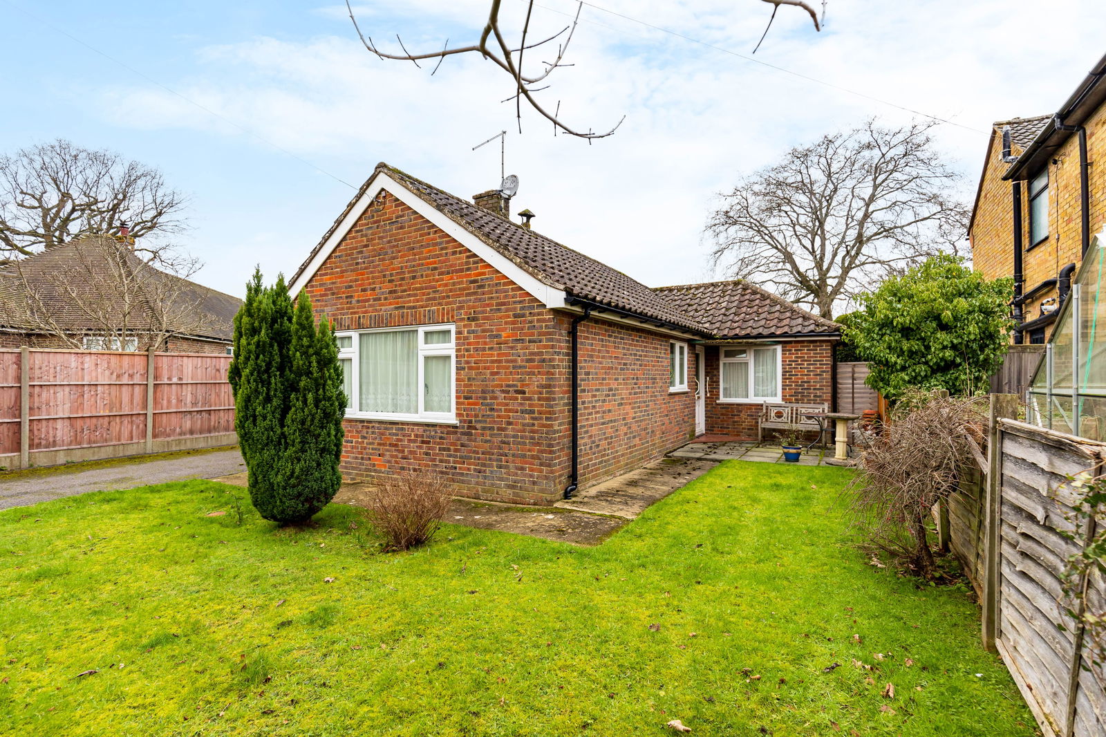 St. Nicolas Close, Cranleigh, GU6