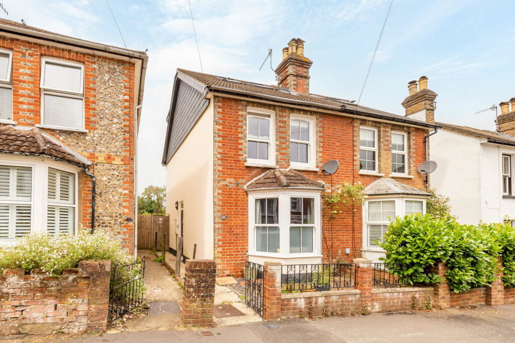 20 High Path Road, Guildford