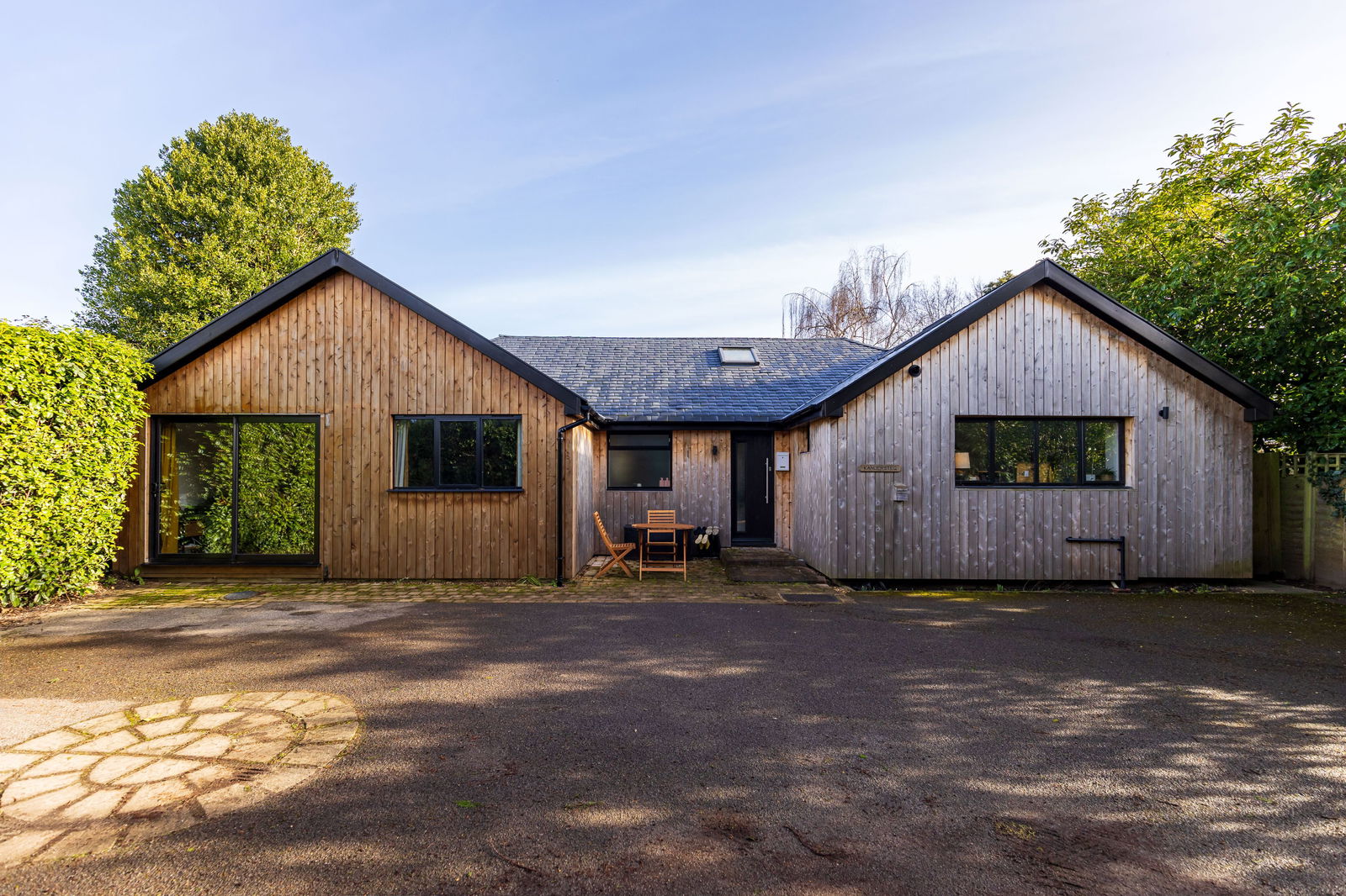Sweetwater Lane, Shamley Green, Guildford, GU5