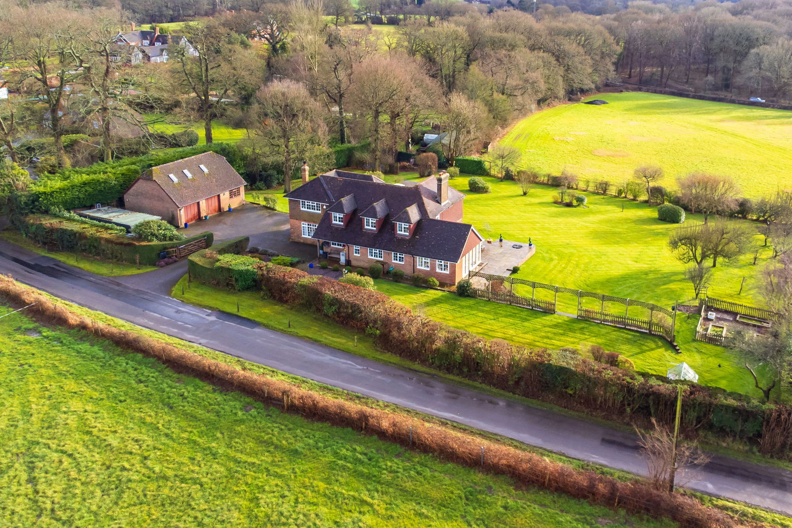 Hillhouse Lane, Rudgwick, Horsham, RH12