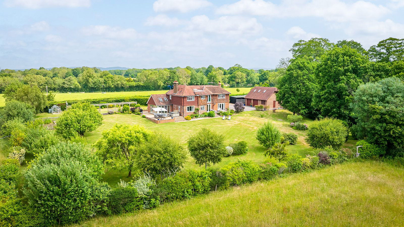 Hillhouse Lane, Rudgwick, Horsham, RH12