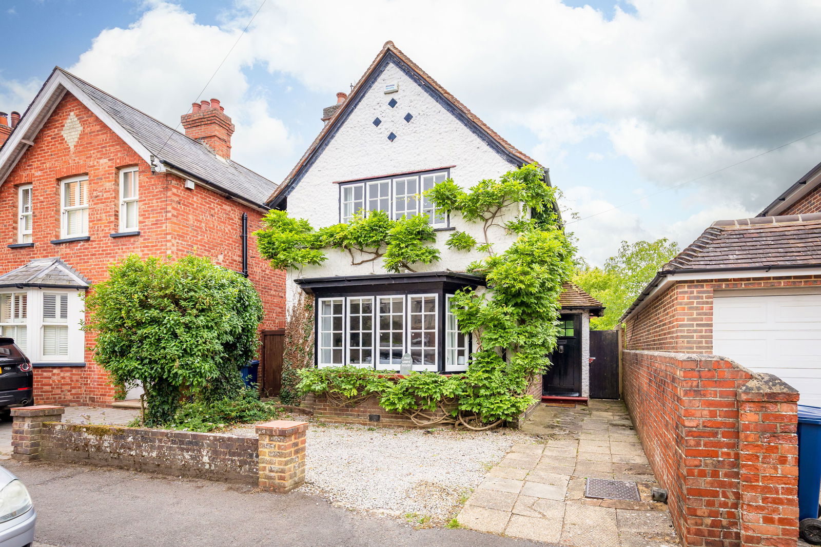 Barton Road, Bramley, Guildford, GU5 0EA