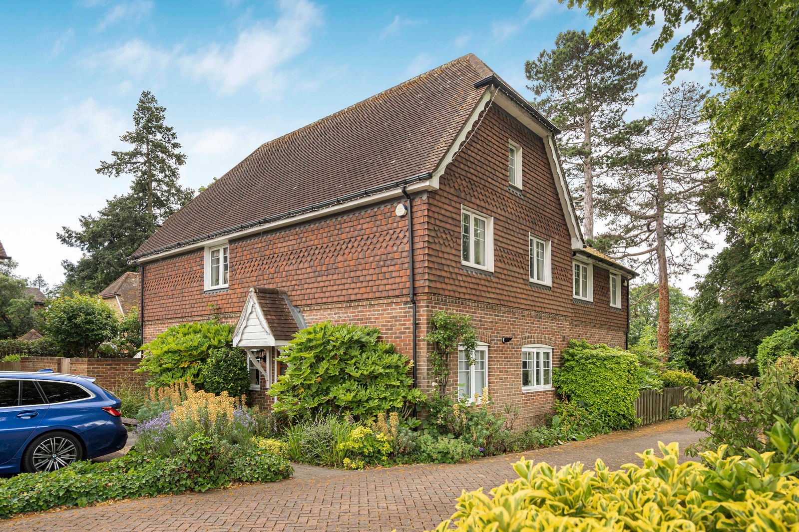 Holbrook Close, Shalford, Guildford, GU4