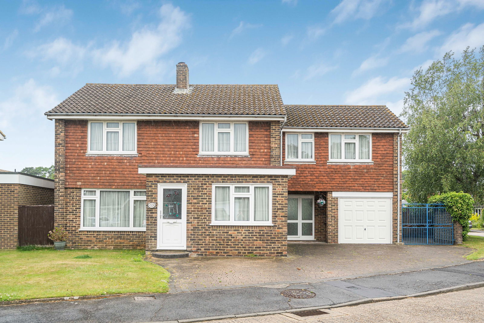 Wykeham Road, Merrow, GU1