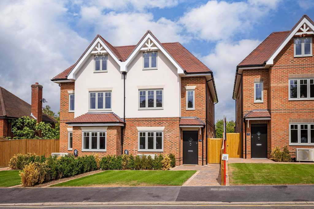 Gilmont House Pit Farm Rise, Pit Farm Road, Guildford