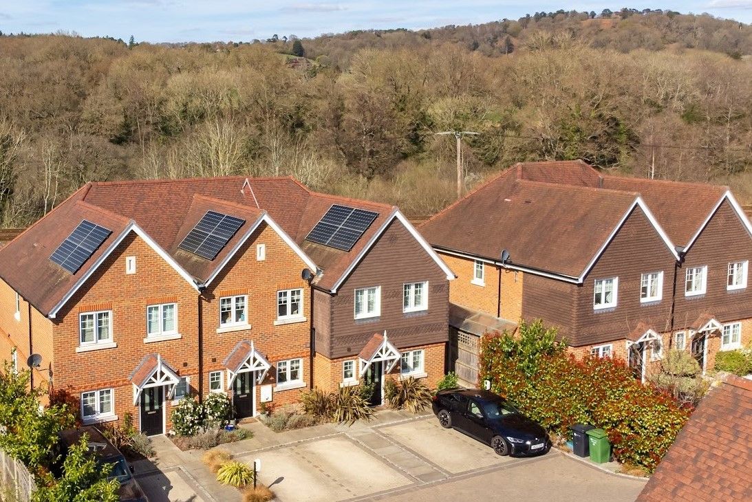 Alder Grove, Chilworth, Guildford