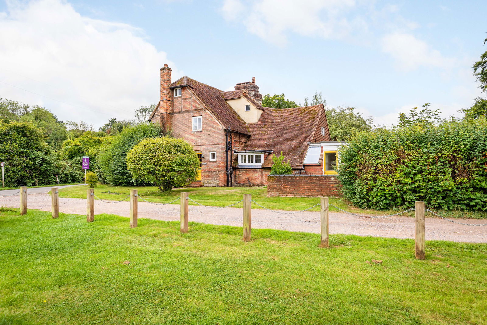 Goose Green, Gomshall, Guildford, GU5