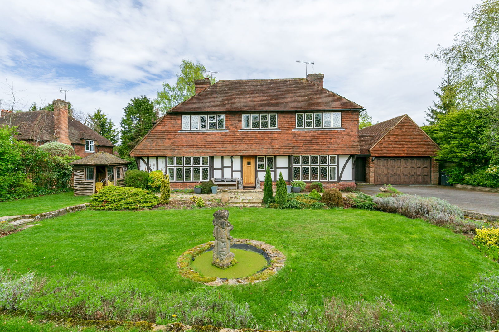 Beechway, Merrow, GU1