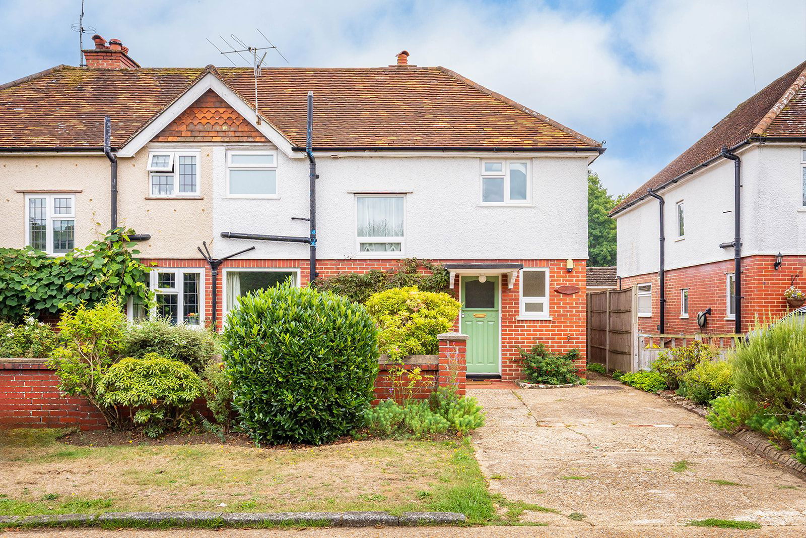 Firs Avenue, Bramley, GU5