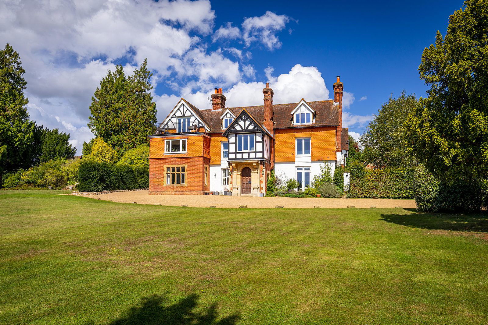 Polsted Lane, Compton, Guildford, GU3 1JE