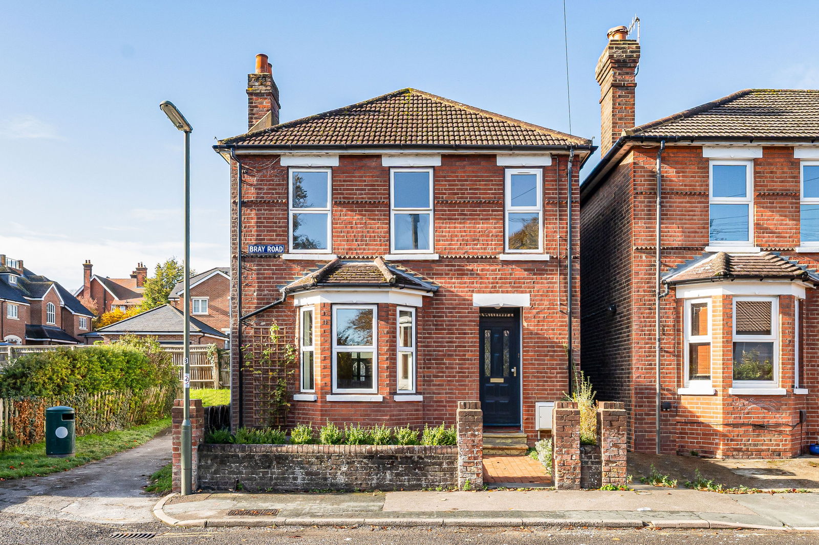 Bray Road, Guildford, GU2 7LQ