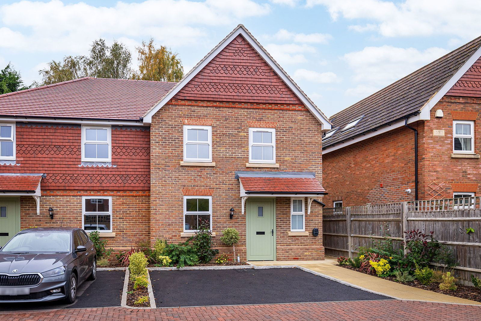 Oakford Mews, Shalford, GU4