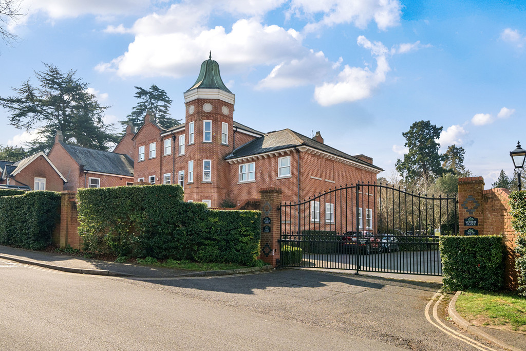17 Pengilly House Horseshoe Lane East, Guildford