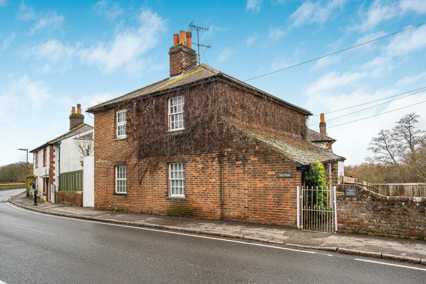 Broadford, Shalford, GU4