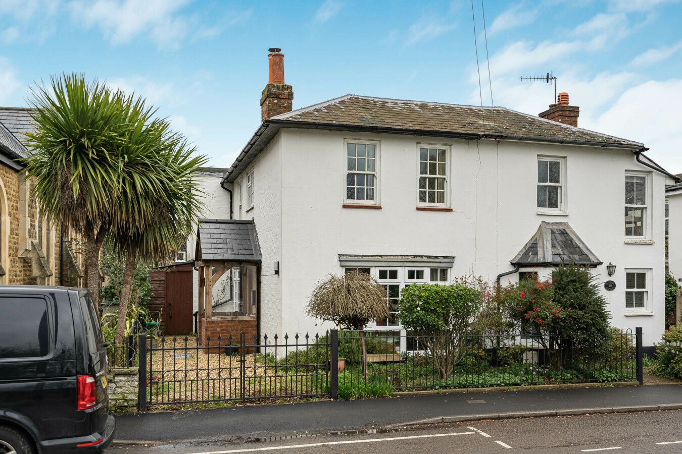 Kings Road, Shalford, Guildford, GU4 8JU